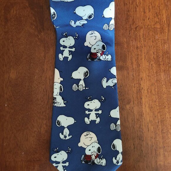 Peanuts ~ Charlie and Snoopy Necktie ~ Excellent Condition - Picture 3 of 7